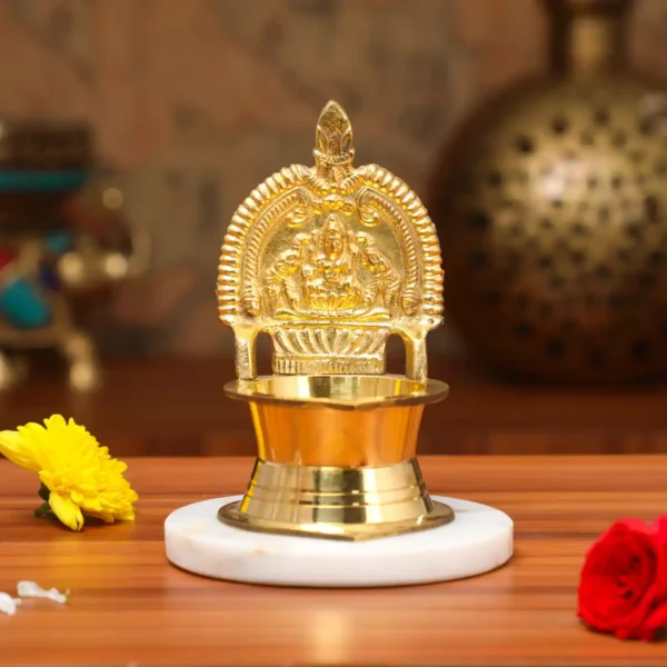 Gajalakshmi Vilakku Medium