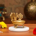 Sangu Chakra Namam Vilaku