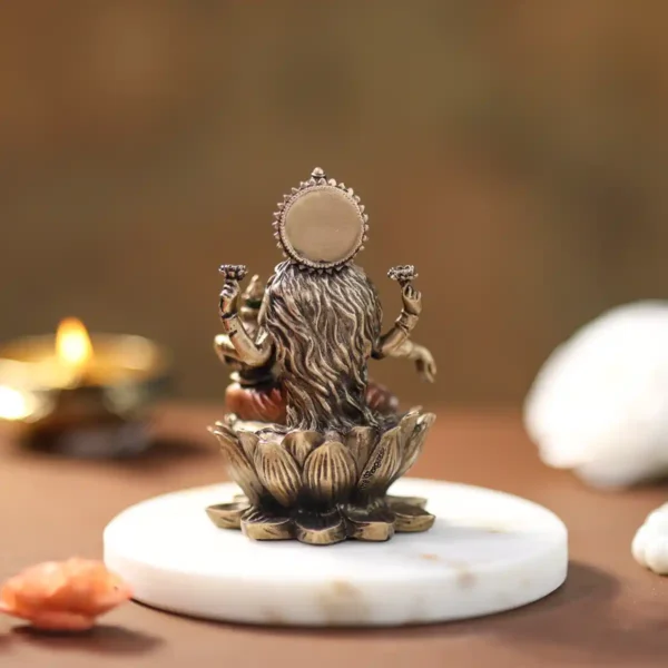 Lakshmi On Lotus Bb 255 3"