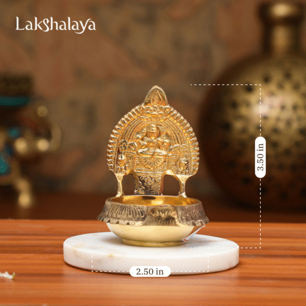 Kamakshi Vilakku Small